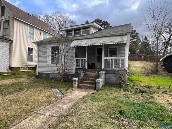 1002 Annapolis Ave, Sheffield, AL 35660