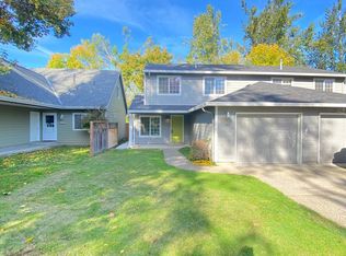 11585 SE Cranberry Dr, Clackamas, OR 97015