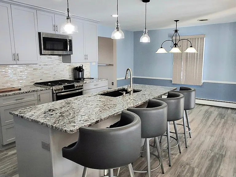 10 Carson Ln — Photo 8