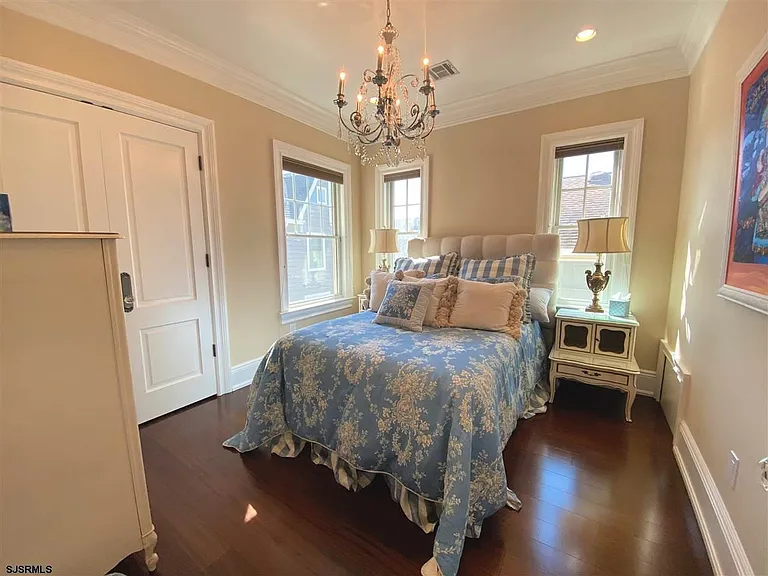 11 S Kenyon Ave #2026 — Photo 25