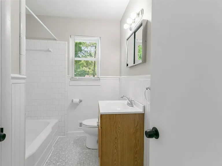 208 Longhill Rd — Photo 17