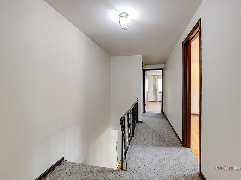 334 Euclid Ave — Photo 18