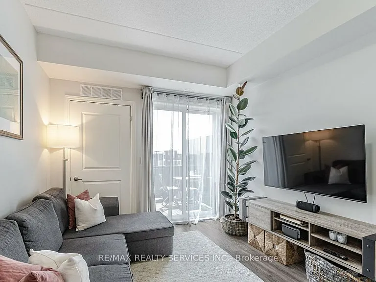 630 Sauve St #510 — Photo 7