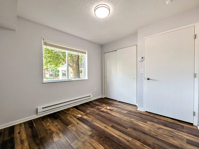 408 E 15th St #201 — Photo 7