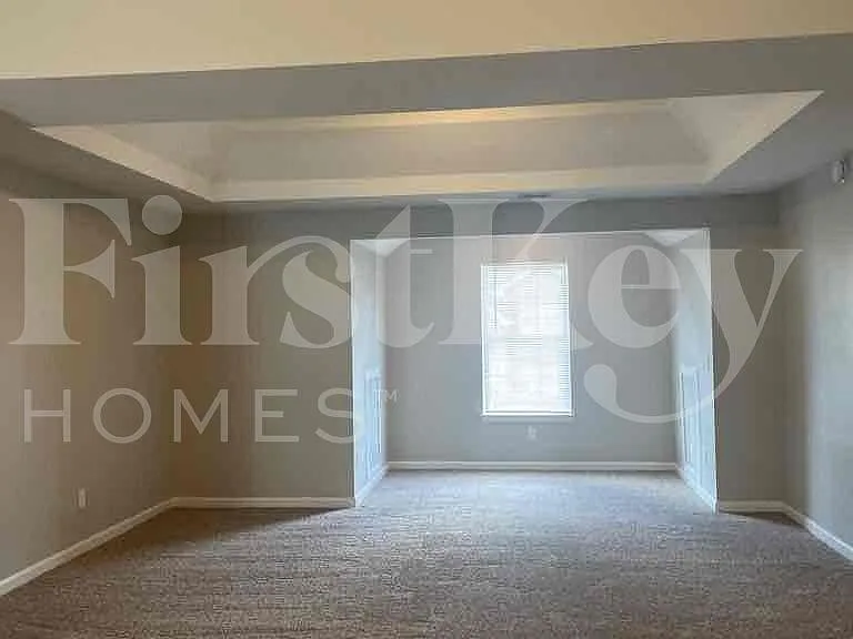 1119 Oak Hollow Ct — Photo 7