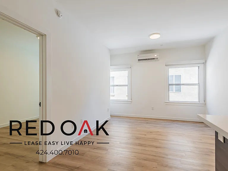 2204 7th Ave #103 — Photo 3
