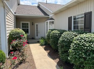 4374 Forest Glen Ave NW, Massillon, OH