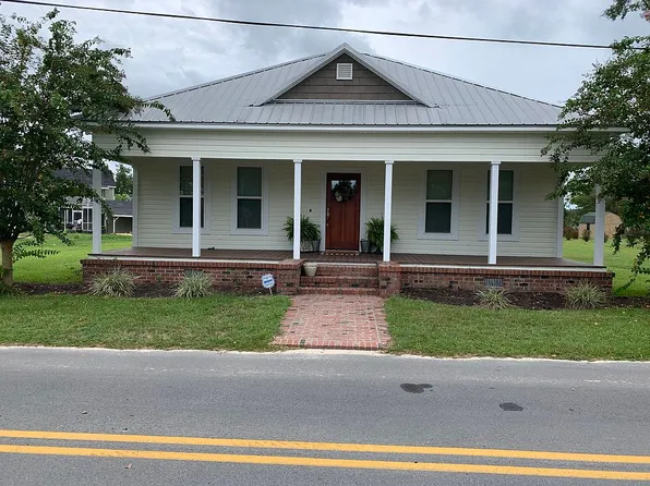 201 Walter St, Odum, GA 31555