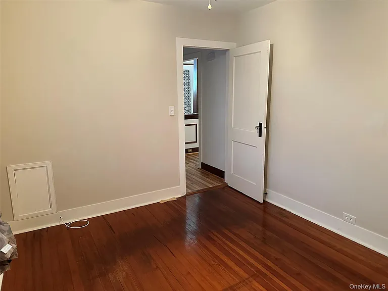517 Flint St — Photo 11