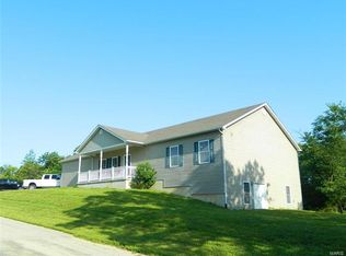 75 Main St, Leslie, MO 63056
