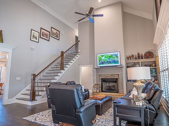 4th image of 6026 Peach Pond Way