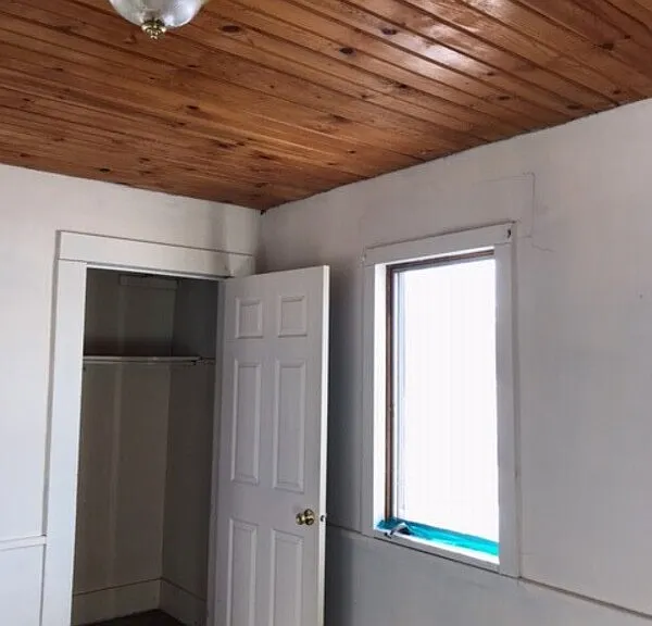 744 W Main St #1/2 — Photo 8