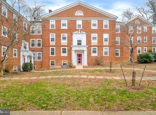 3750 39th St NW APT B146, Washington, DC 20016