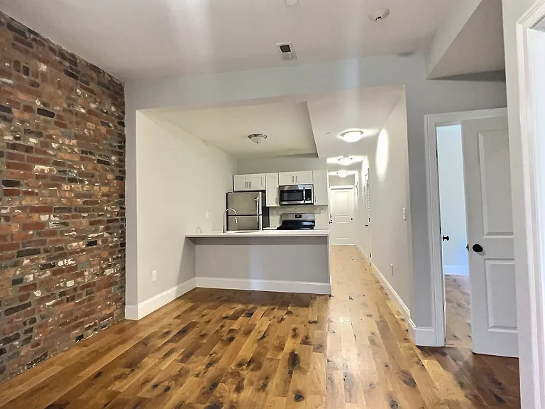 255 Paris St #1 — Photo 8