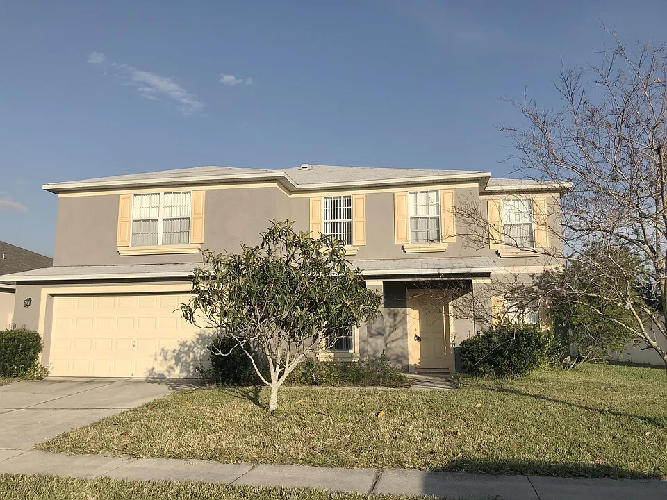 831 Horseshoe Falls Dr