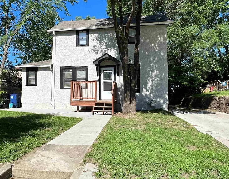 407 N Covell Ave #3 — Photo 1