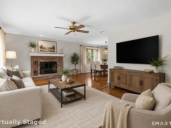 2nd image of 5 Oak Hill Road