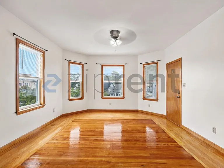 544 Plymouth Ave #3 — Photo 12