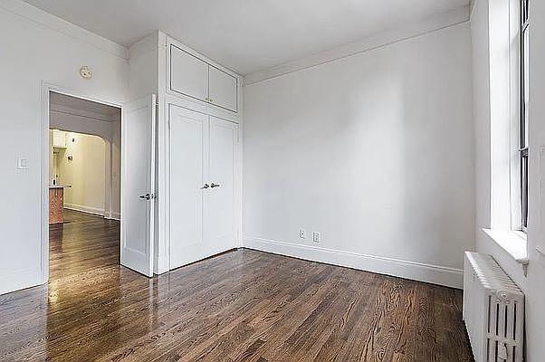 1st image of 185 Avenue C #1E