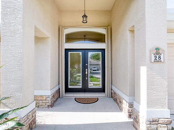 3rd image of 28 Peruvian Ln