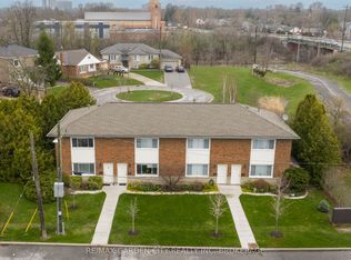 8 Riverview Blvd #2, Saint Catharines, ON L2T3L4