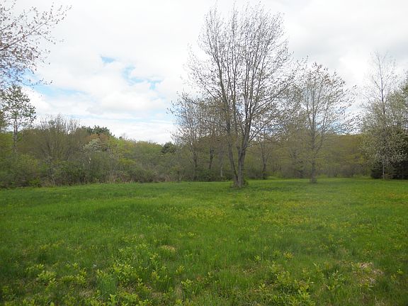 3rd image of 000 Beachwood Ave.