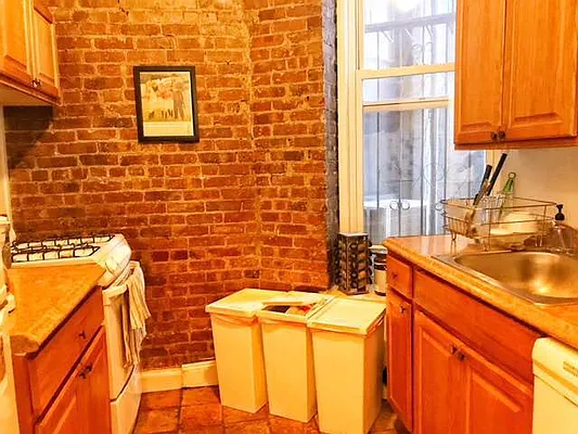 Rented by Friedman Roth Realty | media 4