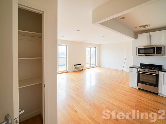 5th image of 23-15 Astoria Blvd #7PHE