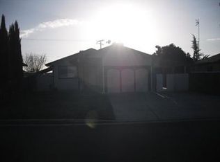 27 Division St, Planada, CA 95365