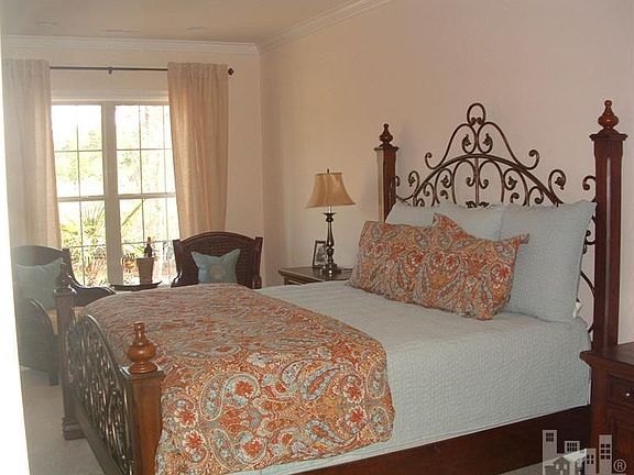 4th image of 88 White Swain Court