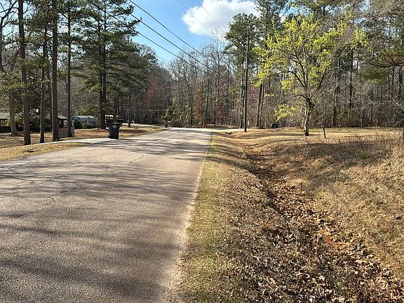 5th image of 230 Waterview Dr