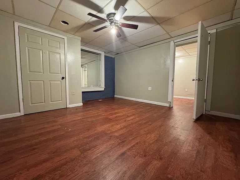 460 Broad St #2 — Photo 4