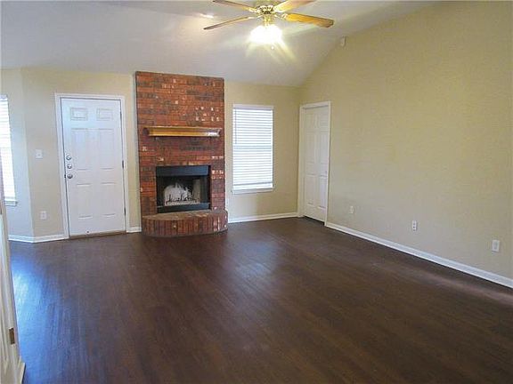 4th image of 4309 Esta Lee Ave