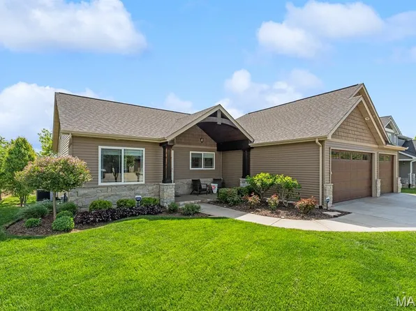 1137 Pisa Dr, Caseyville, IL 62232
