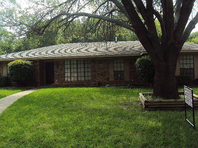 1st image of 119 N Greenstone Ln