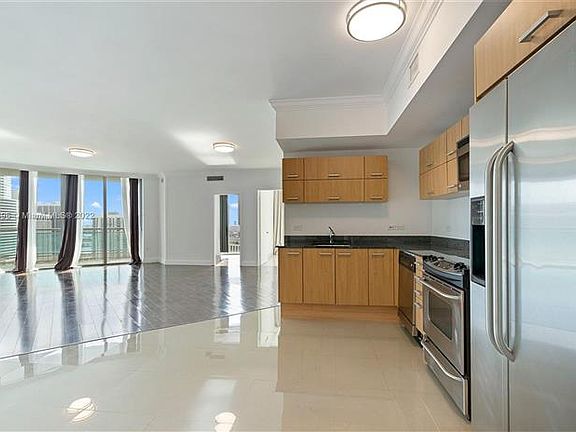 2nd image of 350 S Miami Ave 3401 Miami Fl 33130