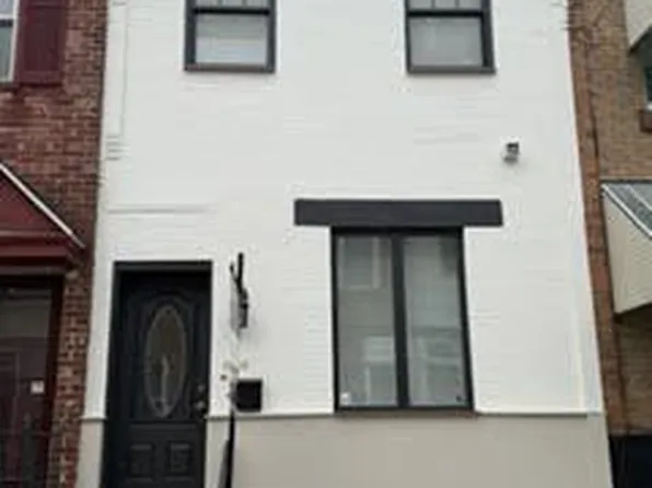 2132 S Chadwick St, Philadelphia, PA 19145