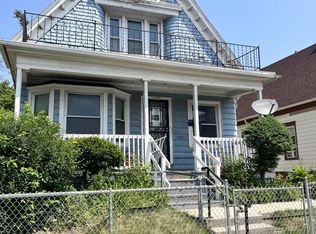 2220 W Center St, Milwaukee, WI 53206