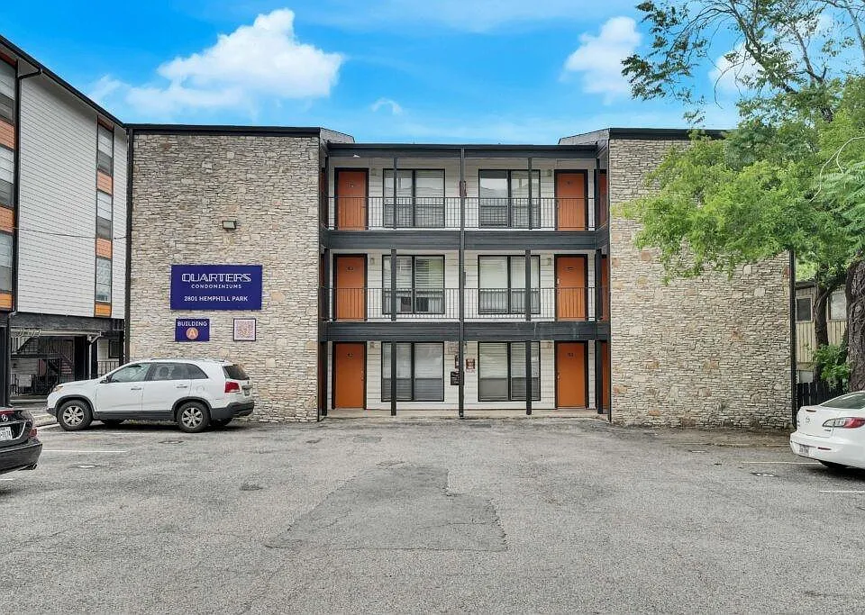 2801 Hemphill Park #B201