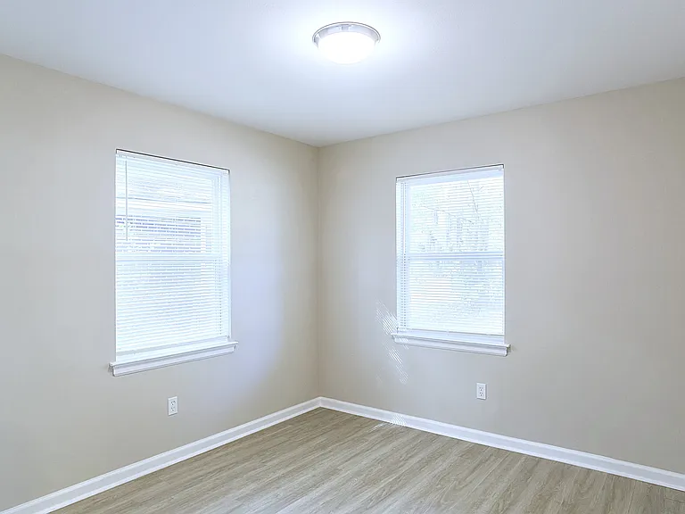 11304 Largo Dr — Photo 30