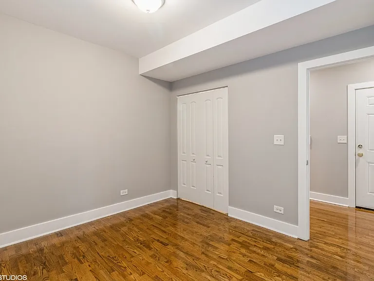 5437 W Monroe St #1 — Photo 8