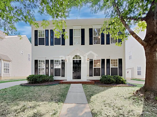 10232 Meadow Crossing Ln, Cornelius, NC 28031