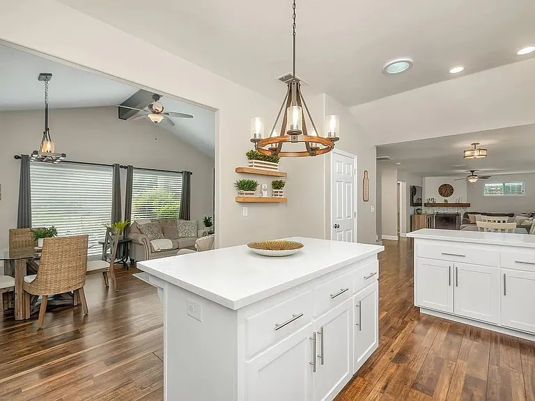 152 W Omaha Ave — Photo 12