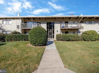 4965 Americana Dr APT 103, Annandale, VA 22003