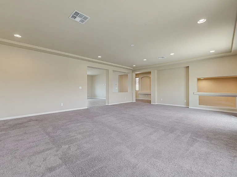 706 Eros Ct — Photo 55