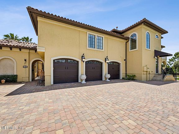 5th image of 430 ROYAL TERN Road S