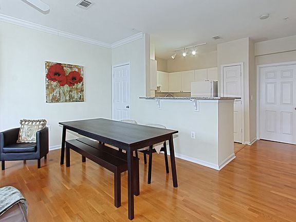 5th image of 11395 Aristotle Dr APT 113