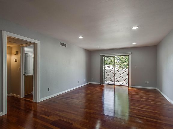 3rd image of 1920 W Lindner Ave Unit 221