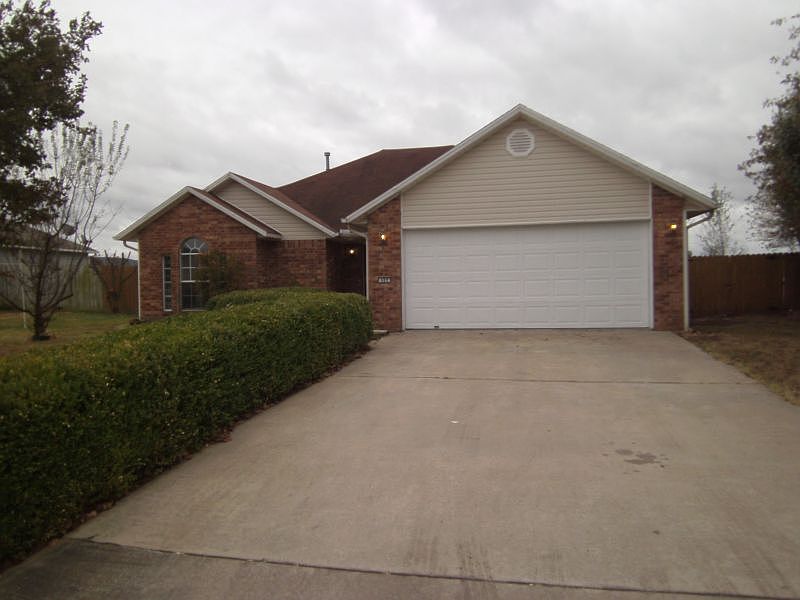 1st image of 489 W Iris Ave