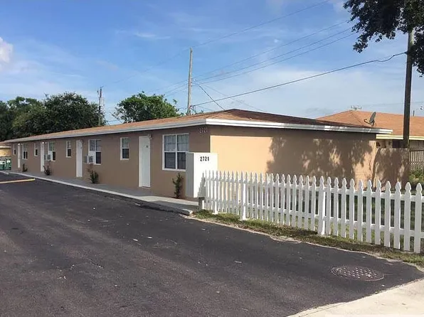 2721 Avenue Avenue S #A1, Riviera Beach, FL 33404